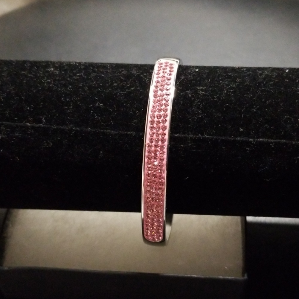 Stainless steel cuff bracelet